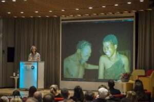 Agence de conférenciers MANAGEMENT & LEADERSHIP et CHANGEMENT Karine Massonnie